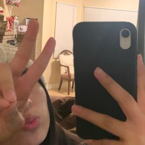 Meet your Posher, Mili